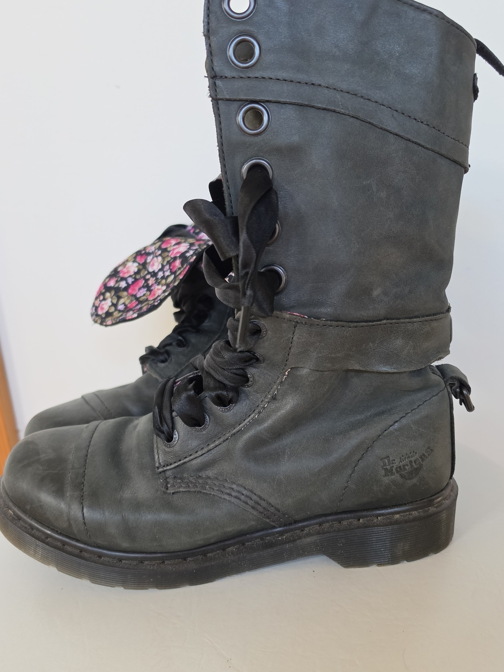 Dr. Martens Triumph 1914 Floral-Trim Black Combat Boots - Picture 3 of 8